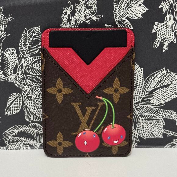LOUIS VUITTON x Takashi Murakami 2025 Magnetic Card Holder M14562 NEW in Box - Picture 3 of 11